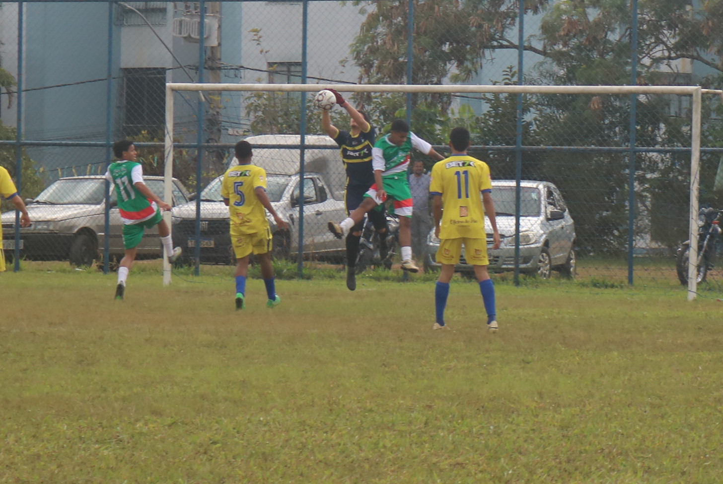 Fora de casa, Campestre vence São Lourenço por 3 a 0 .