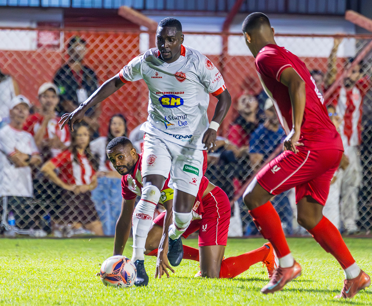 Empate com sabor de vitória marca a estreia do Valerio no modulo II do campeonato Mineiro
